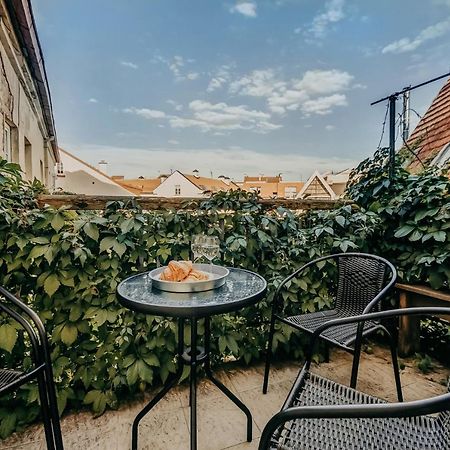 Spacious - 140 Square Meters Apartment, Vilnius City Centre Zewnętrze zdjęcie